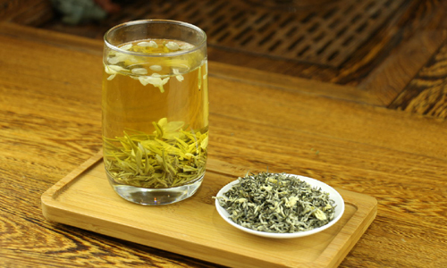 四川的茉莉<a href=http://www.pinchajie.cn target=_blank class=infotextkey>花茶</a>_茉莉<a href=http://www.pinchajie.cn target=_blank class=infotextkey>花茶</a>四川最好吗_茉莉<a href=http://www.pinchajie.cn target=_blank class=infotextkey>花茶</a>四川的好还是广西的好